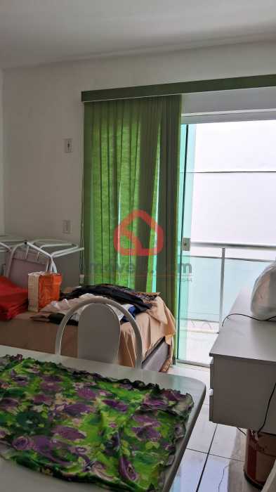 7b6b33ca-a943-4c9f-b09b-48e1a7 - 4