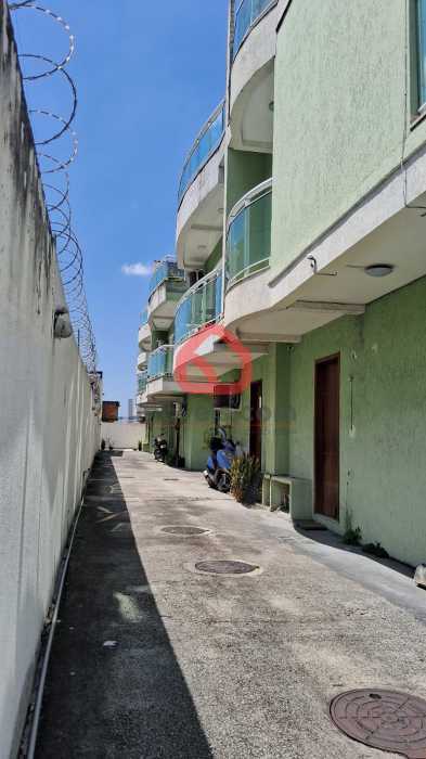 b65ad47c-deb6-45a6-83a4-023f2f - 26