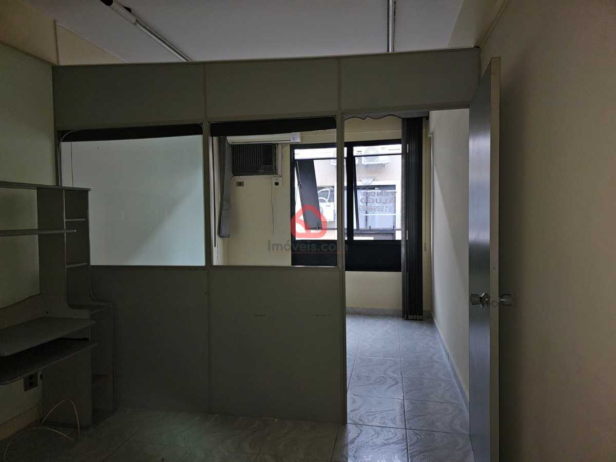 a7234378-7eaf-40a3-9ca9-f0ec94 - 7