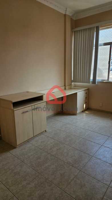 2ebbf541-01a0-4ad8-89d9-1aa0b2 - 12