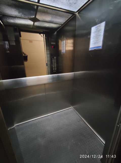 1000053994 - 16