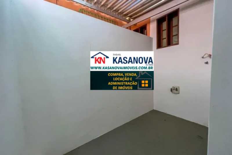1000071628 - 8
