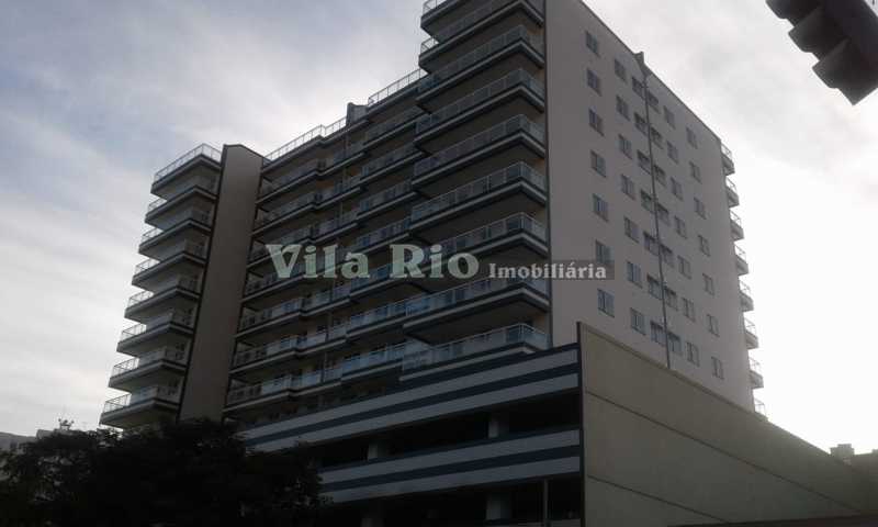 FACHADA - 3