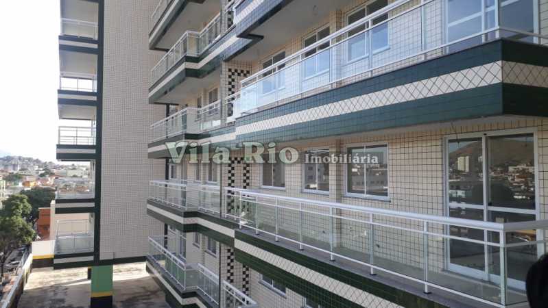 FACHADA - 4