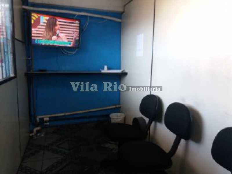 SALA5 - 8