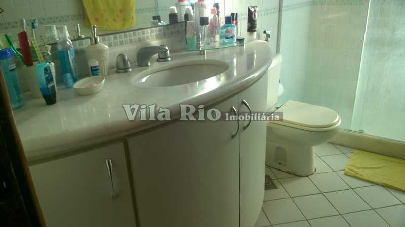 BANHEIRO 4 - 20