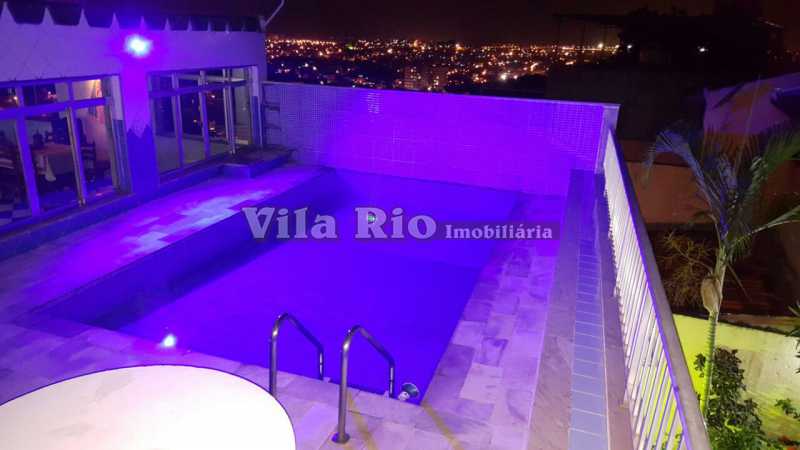 PISCINA 2 - 3
