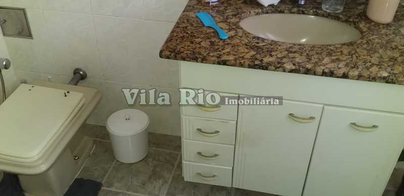 BANHEIRO 3 - 18