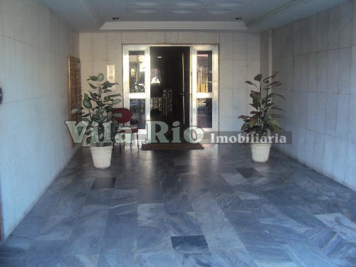 ENTRADA - 28