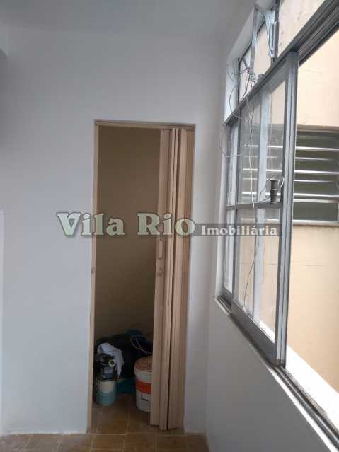 ÁREA DE SERVIÇO 3. - 15