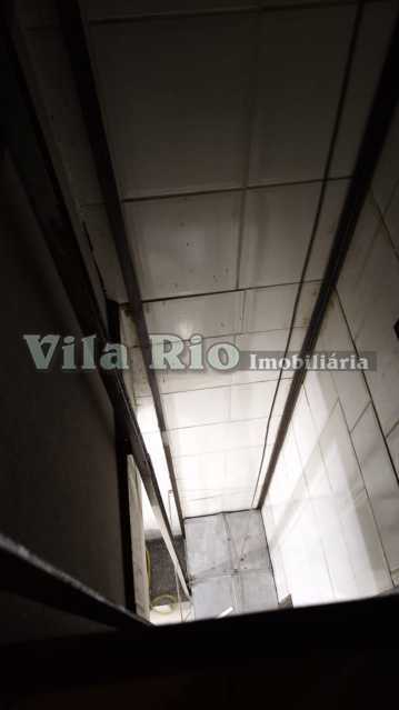 ELEVADOR - 15