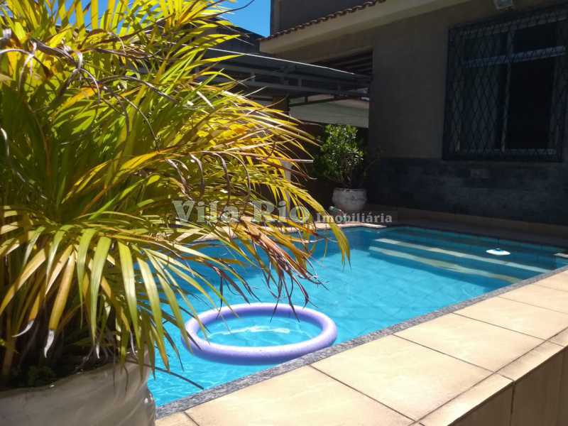 PISCINA 3 - 25