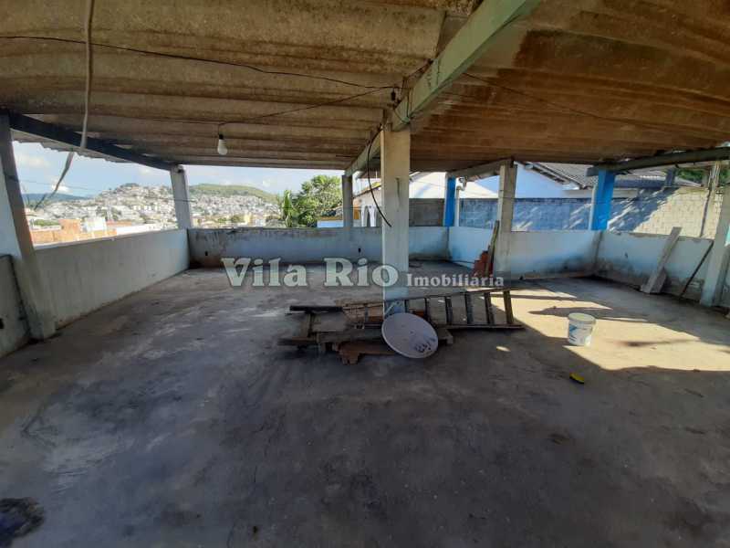 TERRAÇO COBERTO 1 - 25