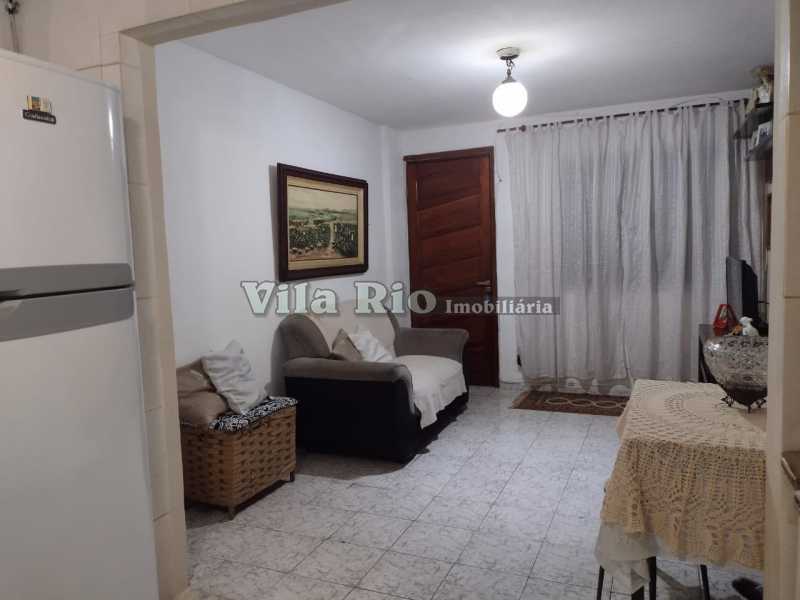 SALA 4 - 4