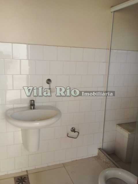 APTO 2º ANDAR BANHEIRO TERRAÇ - 17