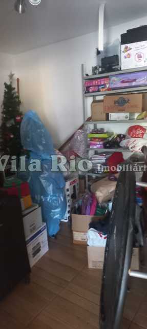 ÁREA DE SERVIÇO  - 13