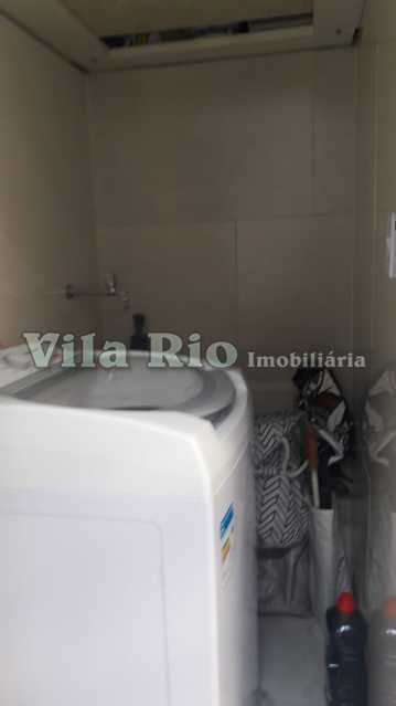 ÁREA DE SERVIÇO - 13