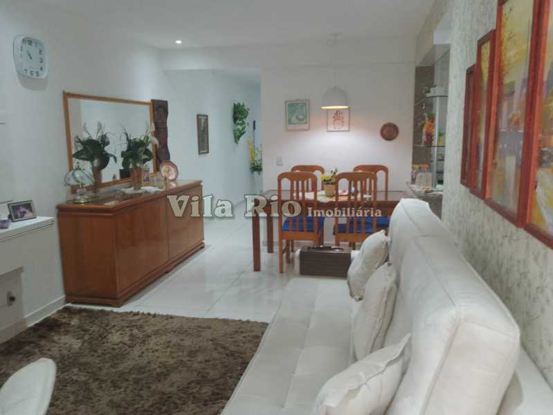 SALA - 1