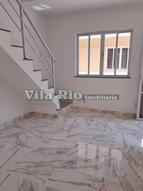 SALA - 8