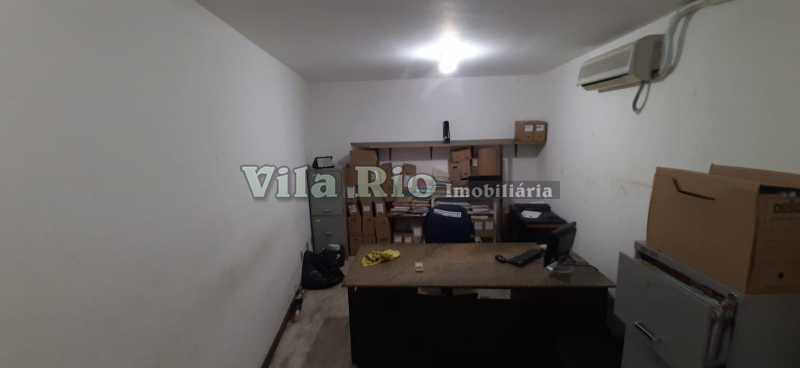 SALA - 16