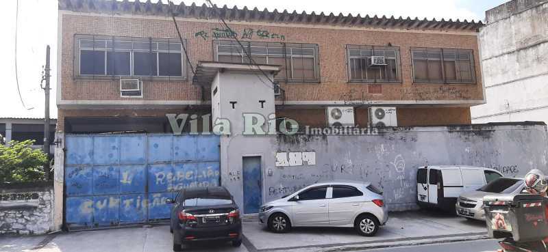 FACHADA. - 1