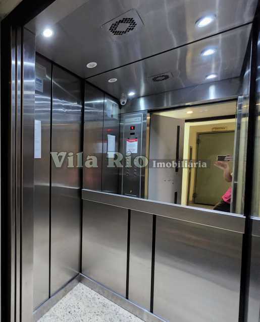 Elevador Social - 15