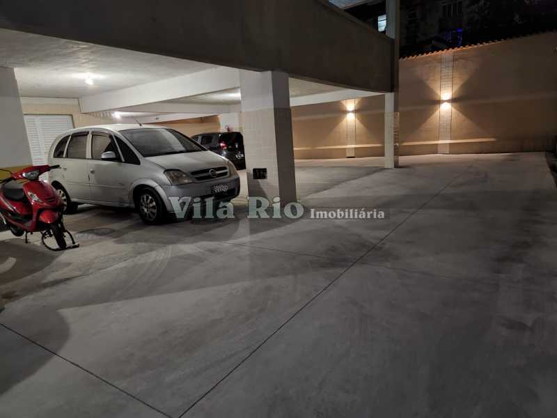 Estacionamento - 22