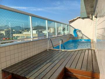 EXCELENTE COBERTURA, COM 3 QUARTOS SENDO 2 SUÍTES, VARANDA, ELEVADOR. - VCO30032