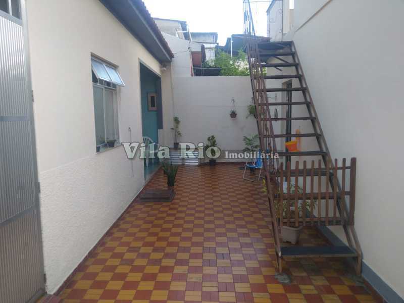 Acesso ao terraço. - 24