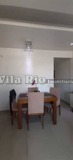 4. SALA DE JANTAR. - 4