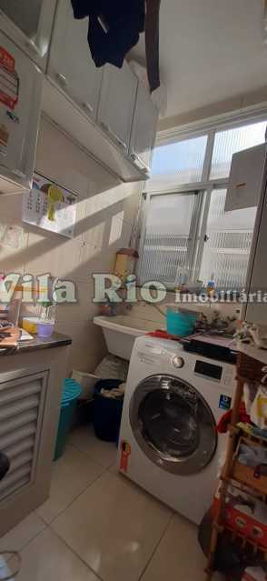 17 AREA DE SERVIÇO. - 17