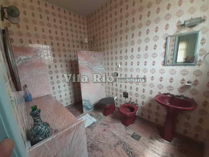 BANHEIRO SUÍTE QUARTO 2 EM CI - 15