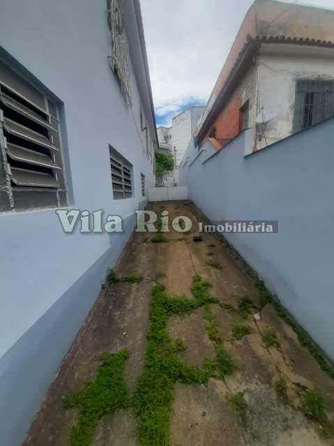 12.1 ENTRADA DA GARAGEM. - 25