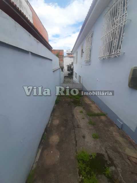 12.2 ENTRADA DA GARAGEM. - 27