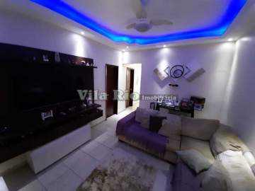 EXCELENTE CASA COM 4 QUARTOS SENDO 3 SUÍTES. - VCA40059