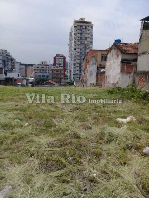 1.5 TERRENO. - 6