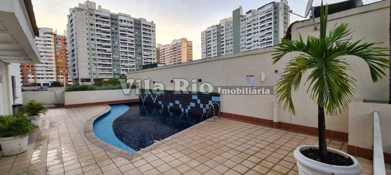 10-PISCINA. - 18