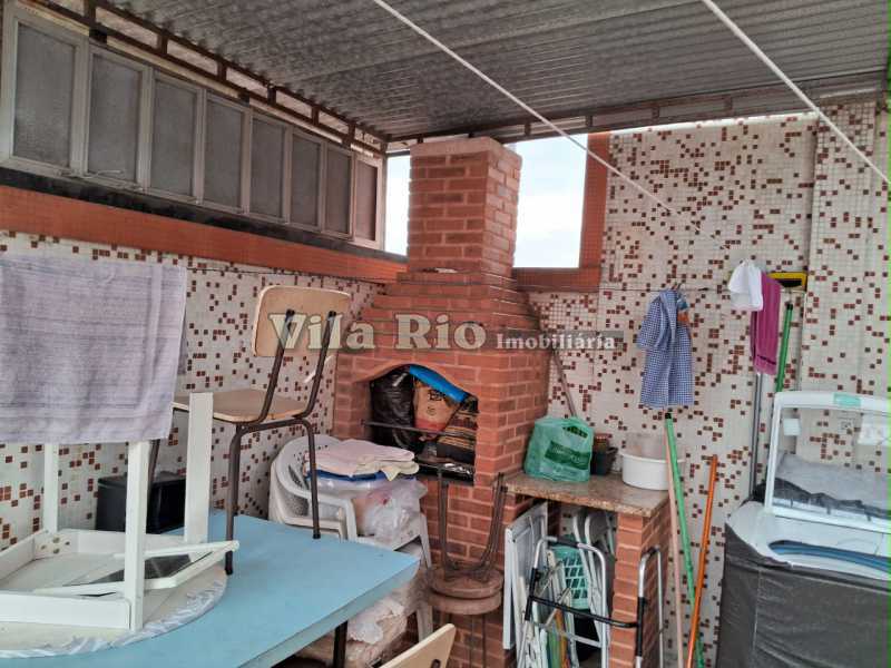 12.1 Churrasqueira-Terraço. - 22