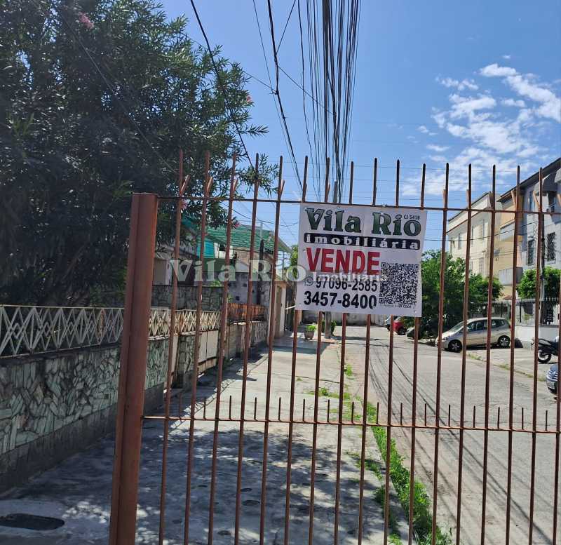 11.1 Entrada do Condomínio. - 28