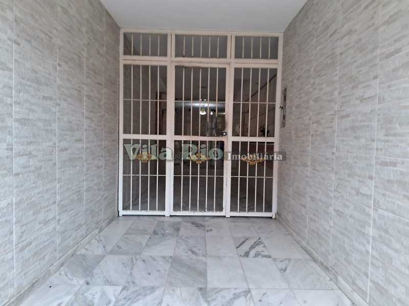 15.1 Entrada. - 28