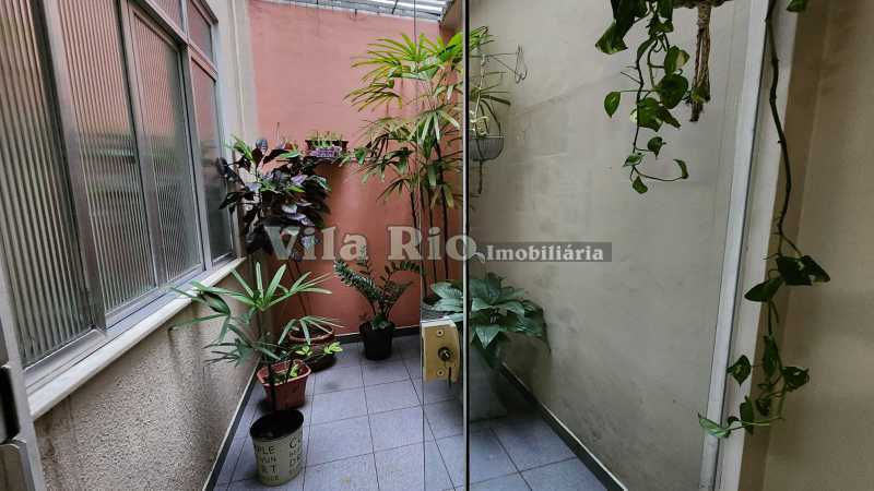8 Jardim de inverno. - 23