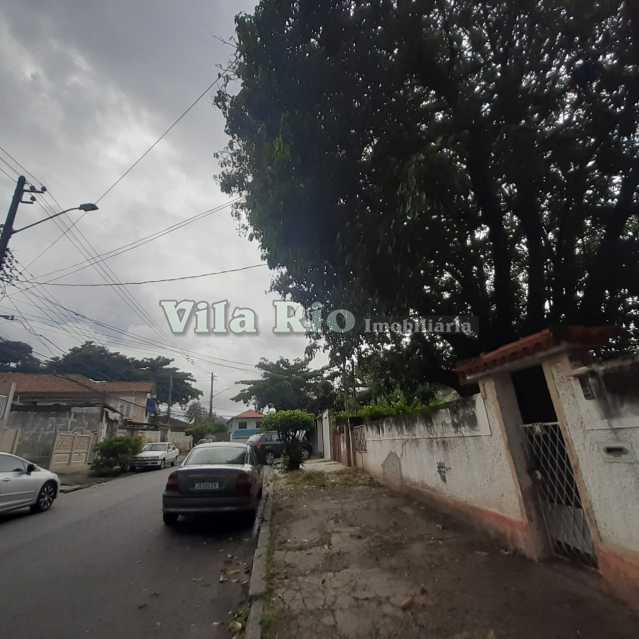 11 frente da rua. - 12