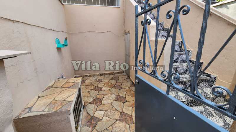 Entrada.1 - 15