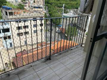Apartamento com varanda 2 quartos mais dependência completa na Vila Kosmos. - VAP21272