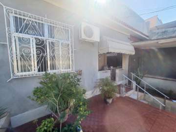Casa linear 225m² de terreno proximidades do Largo do Bicão. - VCA40066