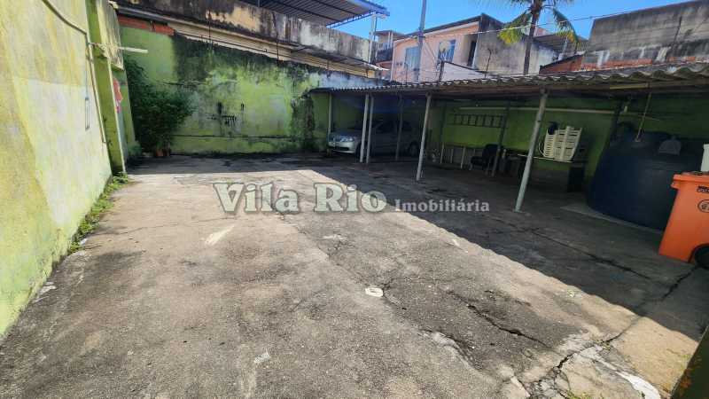 Estacionamento. - 22