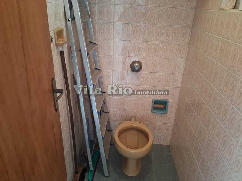 10.1 Banheiro de Serviço. - 22
