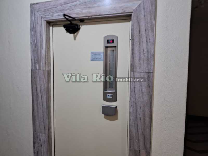 13.1 Elevador. - 26