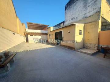 Casa linear juntinho a Rua Barreiros em um amplo quintal. - VCA20129