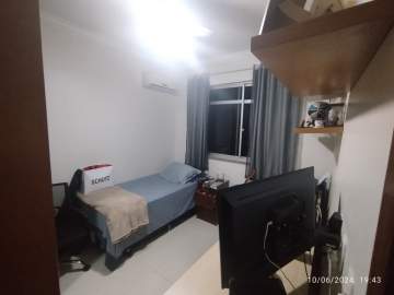 Apartamento 02 quartos mais dependência em Olaria. - VAP21335